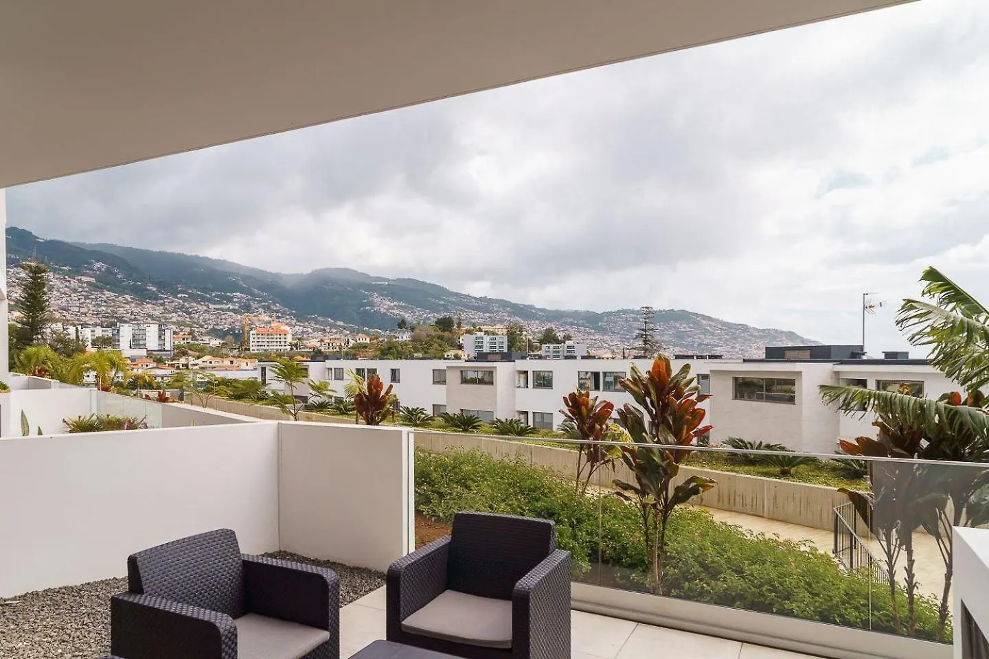 A Peaceful Retreat Near The City Centre Funchal  Apartment